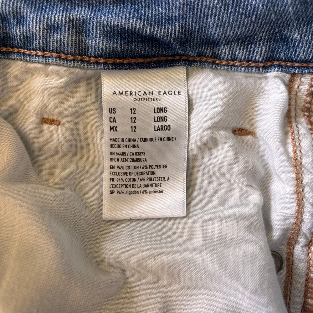 American Eagle Mom Jeans Womens 12 Long Distressed High Rise Medium Wash Denim - Picture 3 of 7